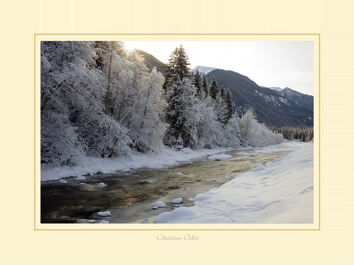 Schweiz_Fluss_im_Winter